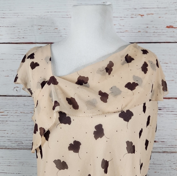 CAbi Playfall Me Sheer Ginkgo Leaf Print Flutter Sleeve Top (M) - Picture 4 of 5